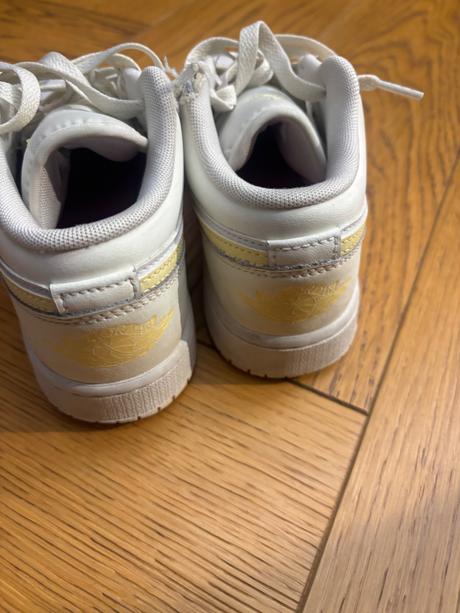 Dievcenske jordany, air jordan,35