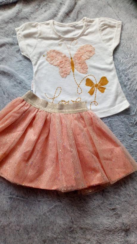 Sukňa na predaj, 74