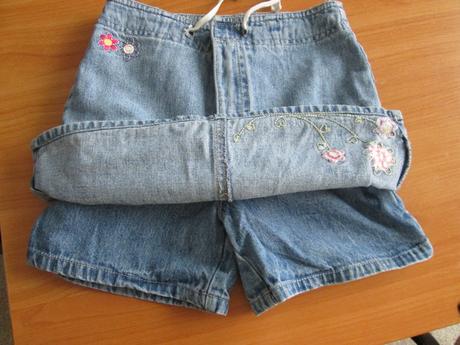 Riflová suknička so všitými kraťasami, 104