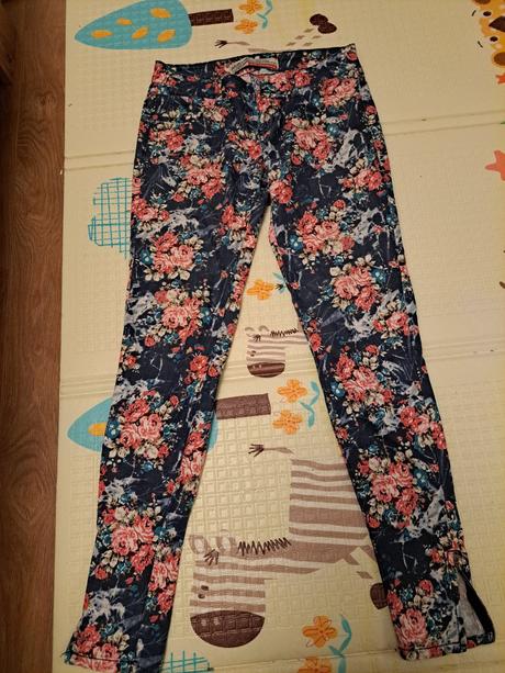 Krásne nohavice, rozm w28/m, dromedar,28