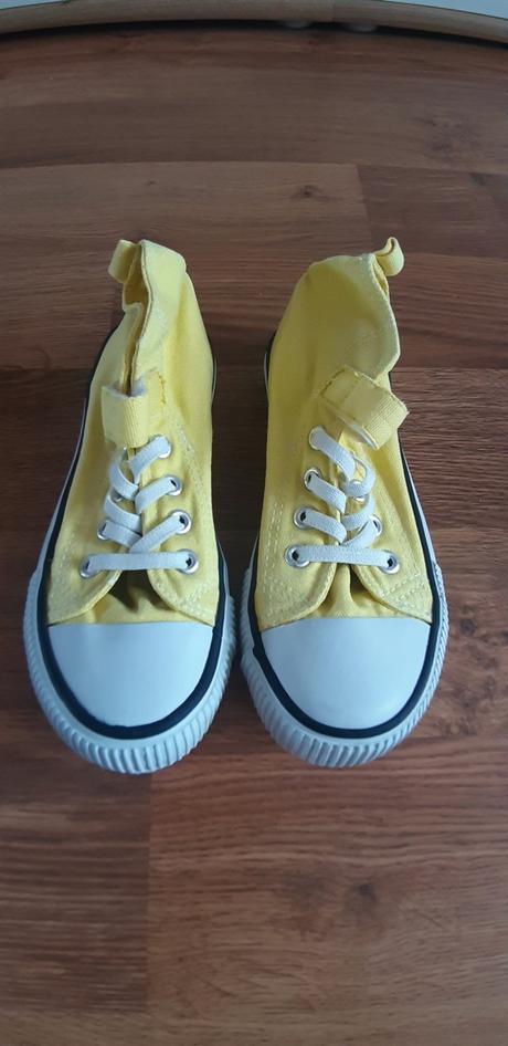 Platené tenisky, 31