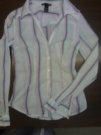 Blúzka s "v" výstrihom.veľkosť s., h&m,s