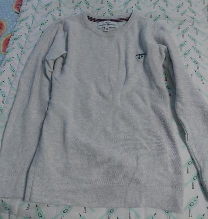 Sedy pulover, 122