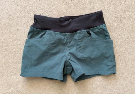Turistické kraťase, decathlon,122