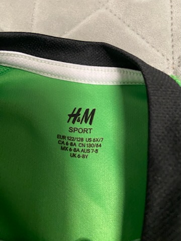 2x tepláky a 3x tričko dres, h&m,146
