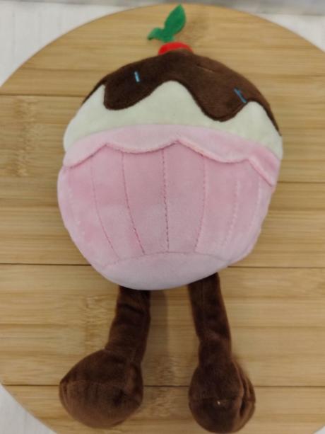 Retro plyšový košíček jellycat amuseables cupcake,