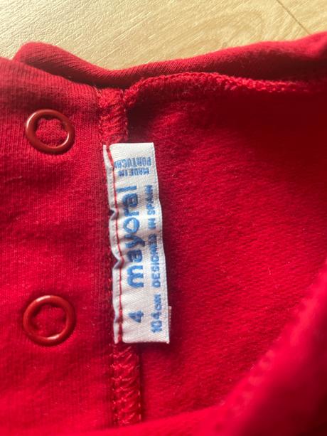 Krásne šaty, mayoral,104