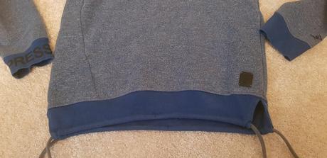 Štýlová mikina, 152