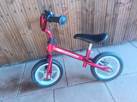 Odrážadlo chicco, chicco