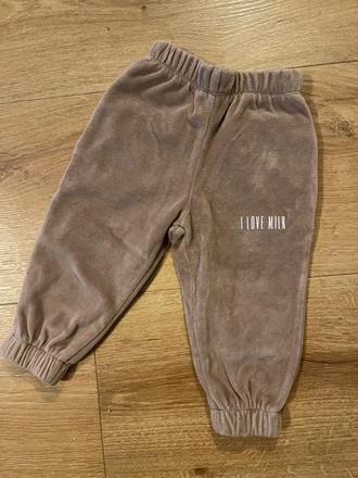 Tepláky i love milk, 74