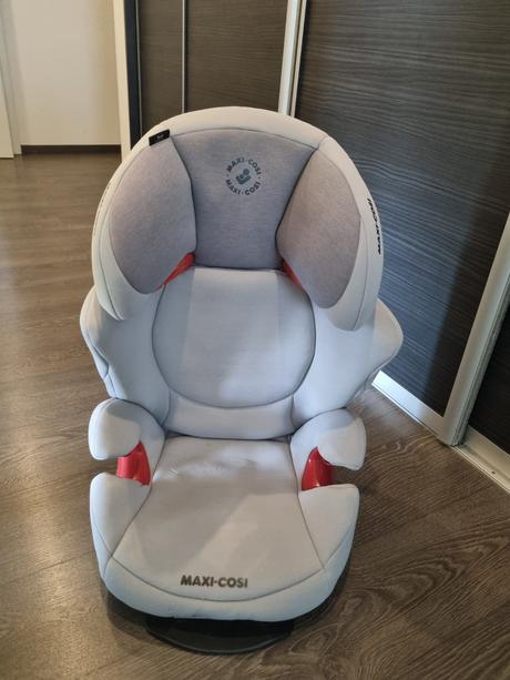 Autosedacka, maxi cosi