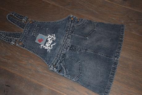 Velmi pekna riflova suknickana traky osh-kosh, oshkosh,110