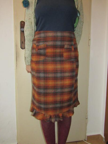 Elegantná vlnená károvaná sukienka, m