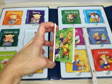 A case of good manners x 12 njul18,