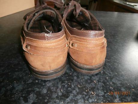 Hnedé poltopánky, john garfield,43