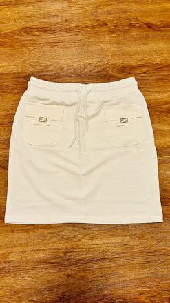 Teplakova megi sukňa, l