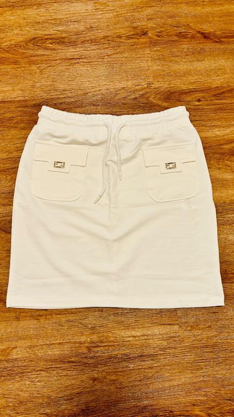 Teplakova megi sukňa, l