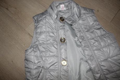 Dievčenská vesta, 128