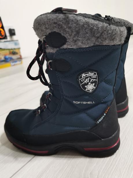 Softshellove topánky, american eagle,31