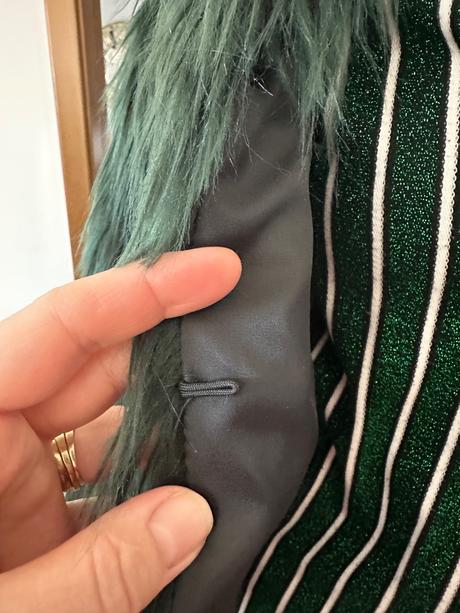 Smaragdovozeleny kozusok play, just play,m