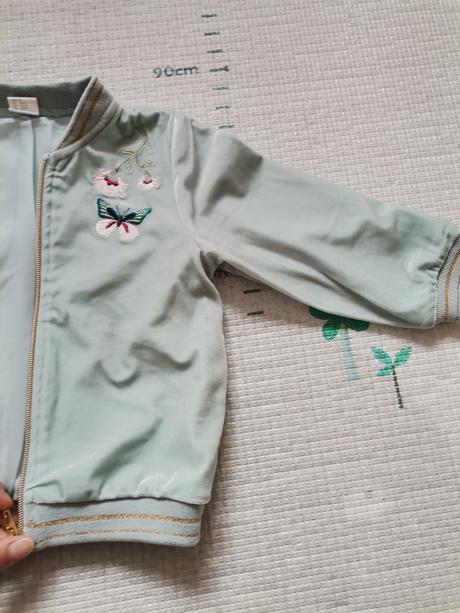 Raz oblečená mikinka, h&m,92