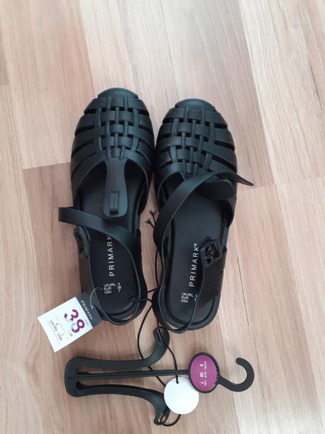 Gumené sandále, primark,38