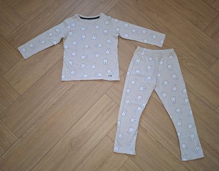 Bavlnené unisex pyžamko, h&m,110