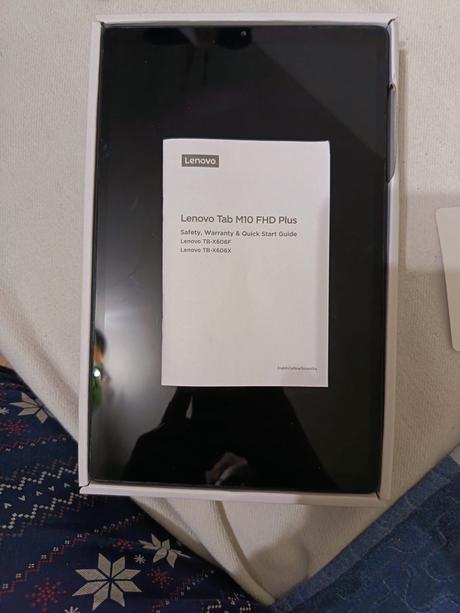 Tablet 10' na súčiastky., lenovo