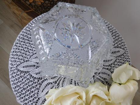 Kryštálová miska v tvare hviezdy-top top stav,, 