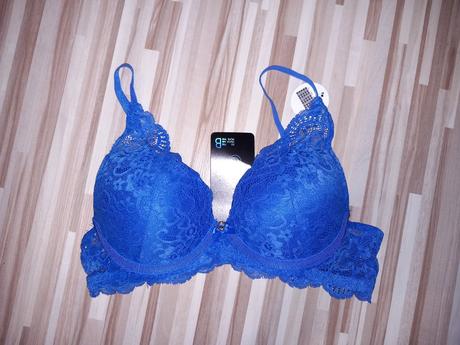 Podprsenka, new yorker,75b