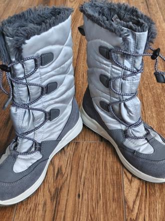 Snehule, superfit,33