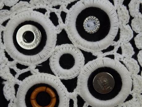 Kvalitné originálne šaty, 34