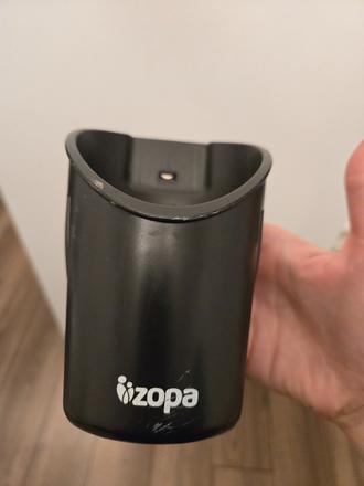 Univerzalny drzuak na pohar, zopa