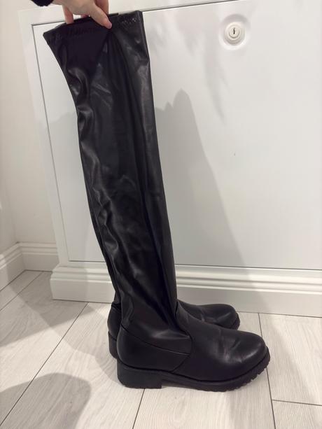 Čižmy nad kolená, 39