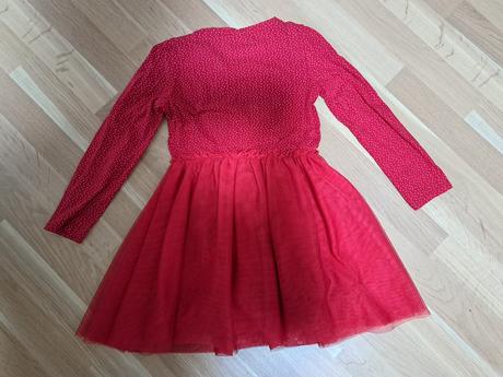 Vianočné šaty, 134