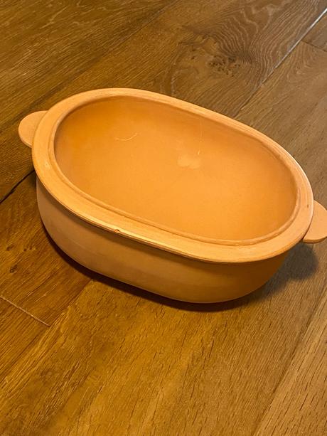 Rímsky hlinený hrniec s vekom terakotový, 