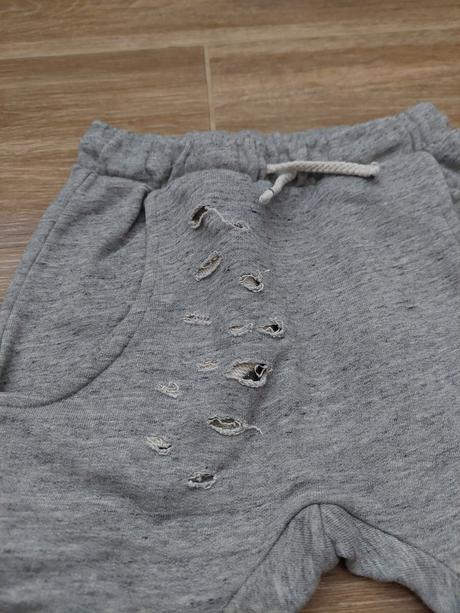 Tepláky č.104, zara,104