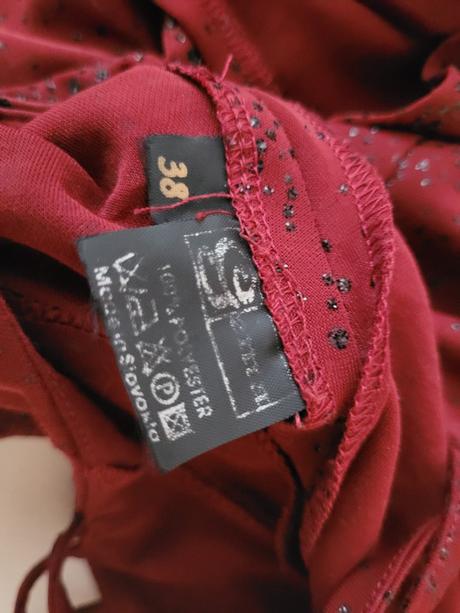 Spolocenske saty, 38