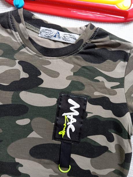 Maskáčové tričko, 98