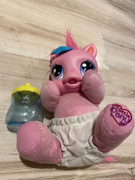 My little pony krásny koník vydávajúci zvuky, 