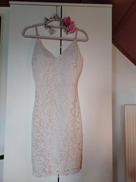 Biele čipkované šaty, gate,m