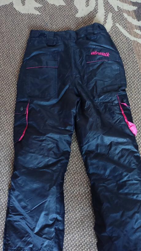 Dievcenske oteplovacky, 128