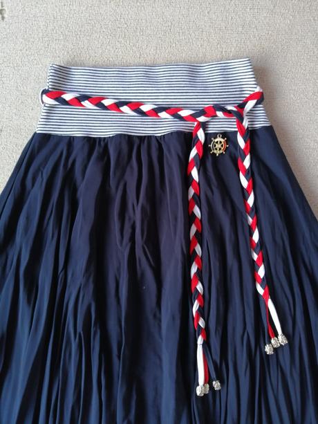 Letná námornícká sukňa, m / s