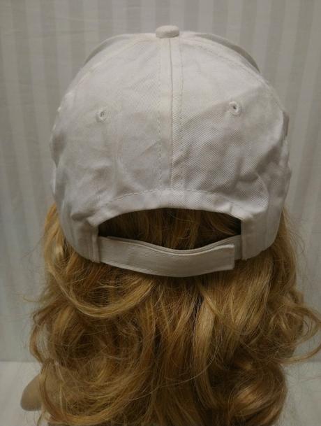 Biela šiltovka, ružový nápis č. 605, seteria 58 cm, 58