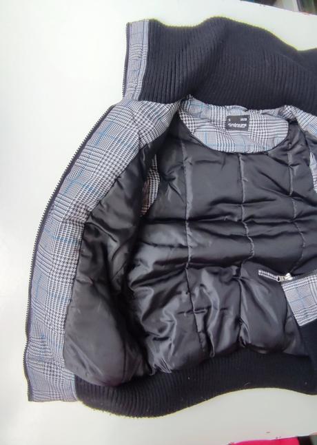 Zateplená vesta, colours of the world,m