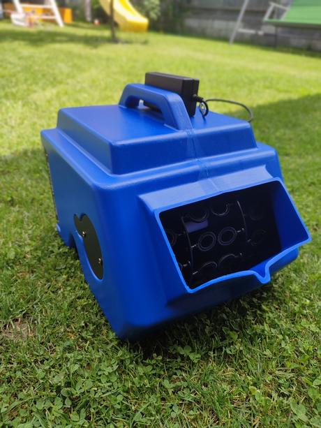 Prenájom skákacích hradov,