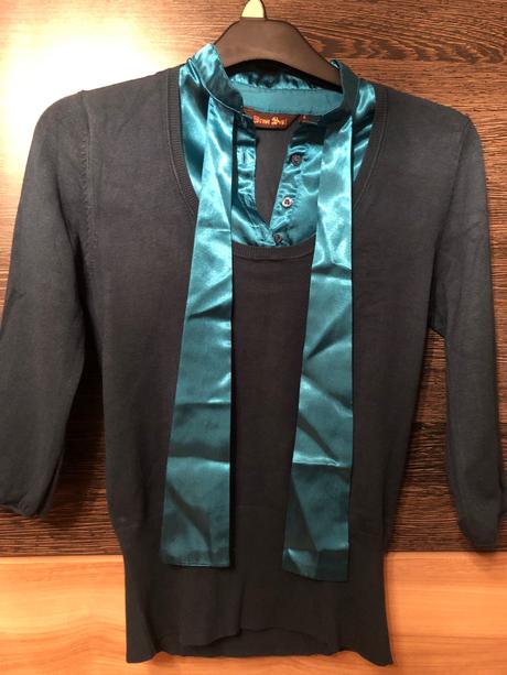 Zeleny pulover so stuhou s, s