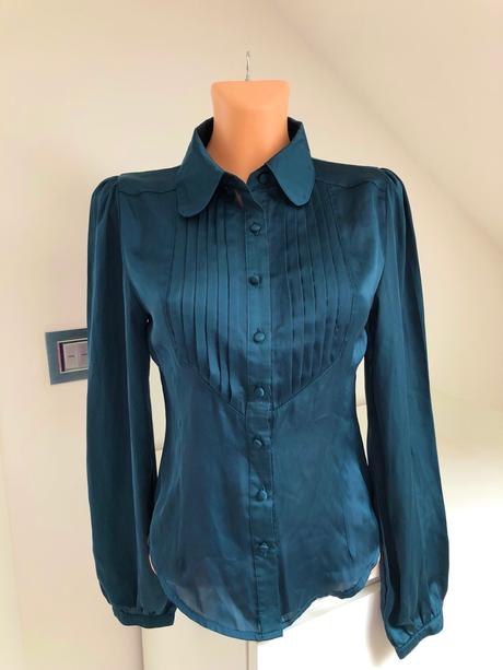 Tmavozelena bluzka, 36