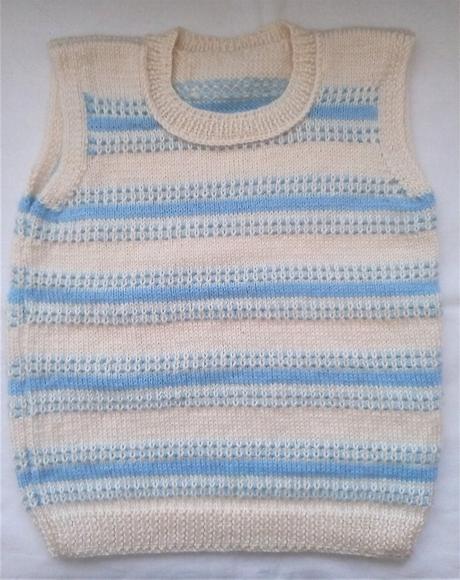 Detská vesta v. cca 122, 122