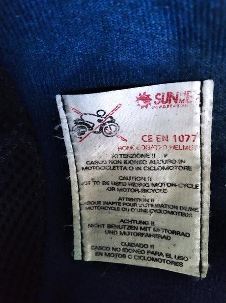 Prilba - veľ. 55 / 56, s